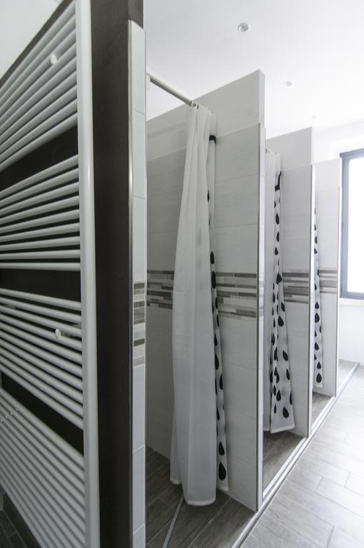 Auberge de jeunesse Campione Del Garda Surf House à Pieve  Extérieur photo