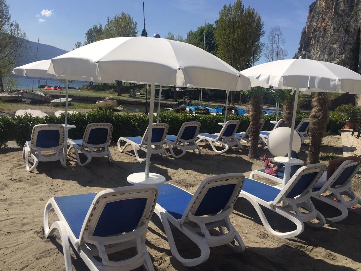 Auberge de jeunesse Campione Del Garda Surf House à Pieve  Extérieur photo